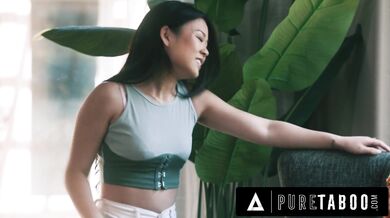 Petite Pervert Voyeur Lulu Chu is Caught Masturbating while Peeking at Dilf N...