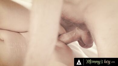 Horny Stacked Gilf Wants Extra Care from Her Handsome Personal Home Support W...