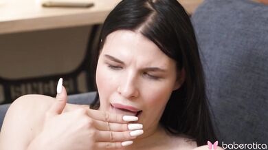 Sexy Solo Naked Hottie