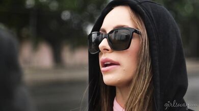 Candles and pussy eating