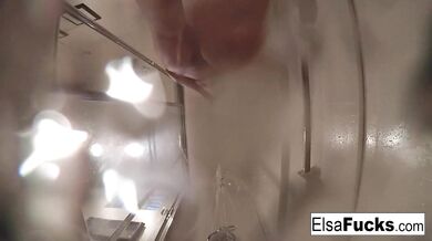 Elsa Jean fingers her hairy pussy