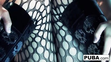 Sexy Dani Daniels Masturbates