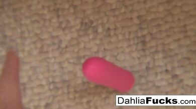 Hot Dahlia Watches Christy on set