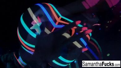 Samantha Saint gets off in black light
