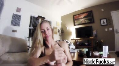 Nicole Aniston gives a POV Blow Job