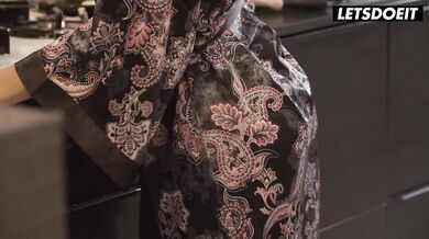 TOP 5 A GIRL KNOWS LESBIAN BEST FRIENDS COMPILATION!