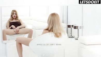 Freya Mayer Couldn't Wait For Her BF So She Decided To Finger Her Twat - WHITEBOXXX