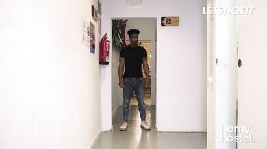 Slutty MILF Sara Retali Penetrated Deep By Black Penis In Interracial Fuck - HORNY HOSTEL