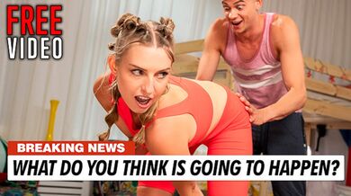 Jayla De Angelis Didn't Expect Her Yoga Session To Turn Out This Way