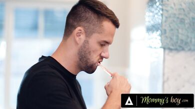 Stacked Redhead Milf Lauren Phillips Gives Hung Stepson Good Morning Fuck bef...