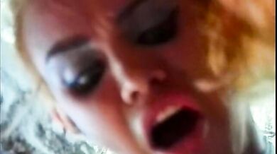 Tattooed guy blows a blonde shemale with hairy cock and bangs her asshole outdoor