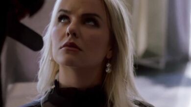 Deeper. Anal-curious submissive Vic gets her limits tested