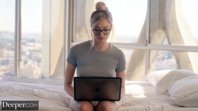 Deeper. Babe fulfills her kinkiest fantasies