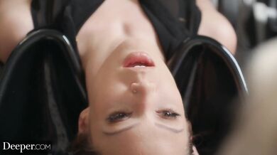 Deeper. Babes share cock in threesome