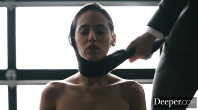 Deeper. Andreina De Luxe Stepping Into the Unknown