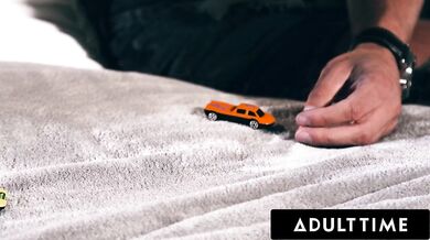 Goth Babe Charlotte Sartre Gets Horny When You're Sad!