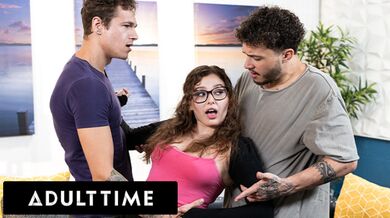 Leana Lovings Wants Two Cocks At Once