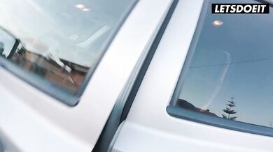 Brunette Babe Kira Queen Goes Wild Her Big Dick BF - LATINA MILF