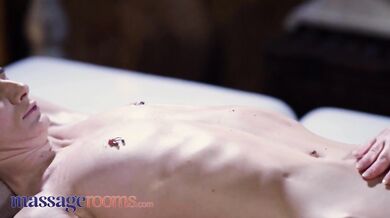 Massage Rooms Erotic lesbian orgasm Lovita Fate and Mia Casanova romantic pussy licking blonde