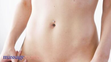 Massage Rooms  babe Alya Stark facesitting on tattooed Czech lesbian