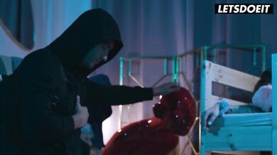 Marilyn and Ivy Get Fucked Deep By Big Dick Robber - LETSDOEIT