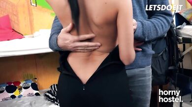 Lexi Layo Goes To The Hostel For A Deep Pussy Banging - HORNY HOSTEL