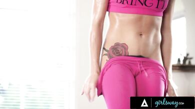 Beeg video #659097437566302